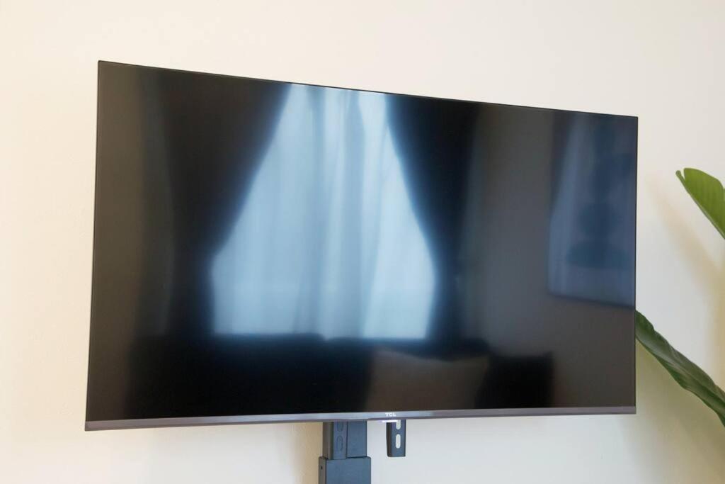 Apartment 芦間ハイツ 203 *
